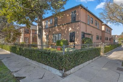 property for rent #1