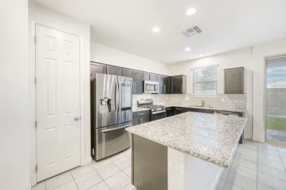 property for rent #4