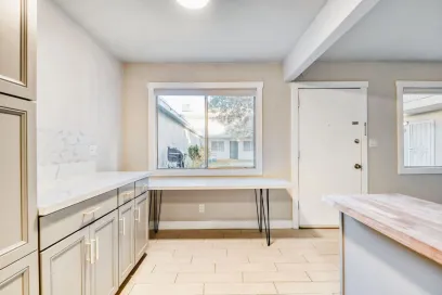 property for rent #4