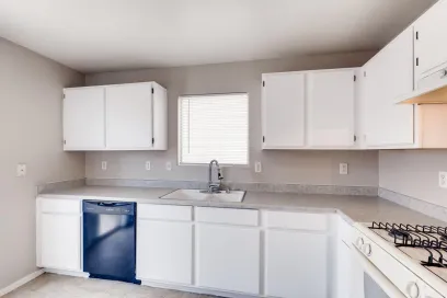 property for rent #7