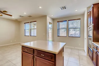 property for rent #7