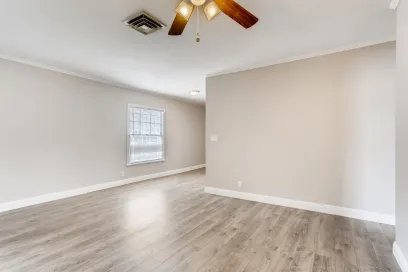 property for rent #4