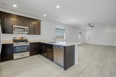 property for rent #7