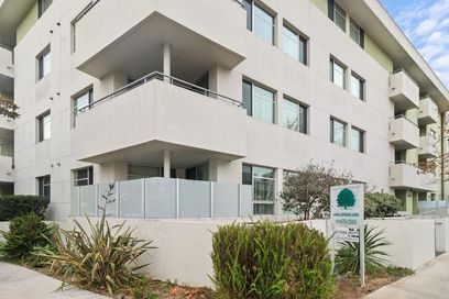 property for rent #1