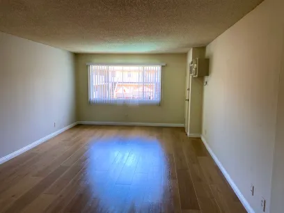 property for rent #7