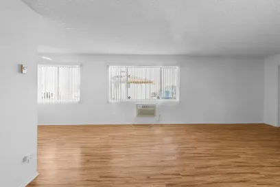 property for rent #7