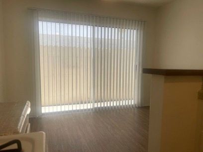 property for rent #7