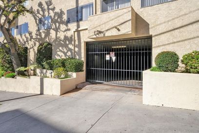 property for rent #3