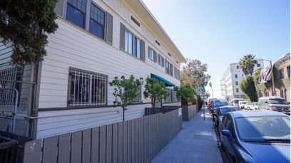 property for rent #1