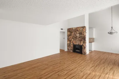 property for rent #4