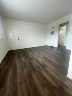 property for rent #4