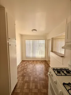 property for rent #4