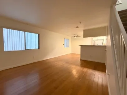 property for rent #4