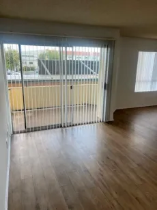 property for rent #3