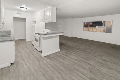 property for rent #7