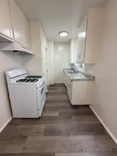 property for rent #4