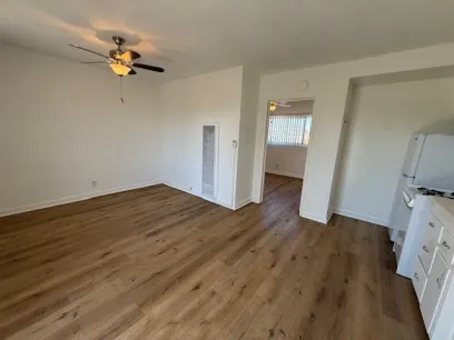 property for rent #4