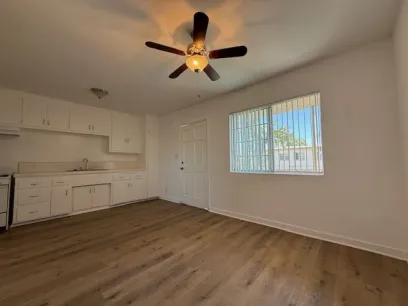 property for rent #5