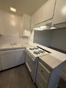 property for rent #4