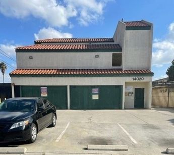 property for rent #1