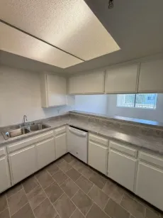 property for rent #7