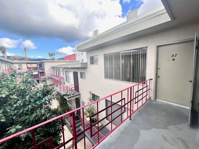property for rent #1