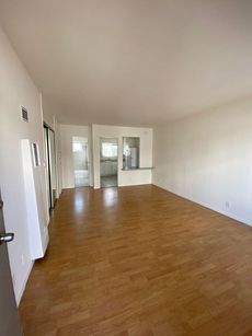 property for rent #7