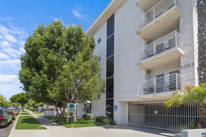 property for rent #1