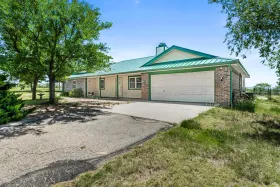 Private 10-Acre Country Retreat Minutes From Amarillo