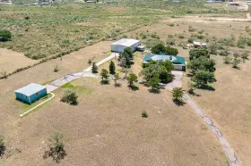 Private 10-Acre Country Retreat Minutes From Amarillo