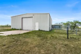Private 10-Acre Country Retreat Minutes From Amarillo