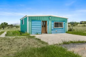 Private 10-Acre Country Retreat Minutes From Amarillo