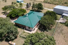 Private 10-Acre Country Retreat Minutes From Amarillo