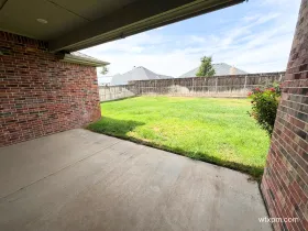 Beautifully Updated 3 Bed, 2 Bath Canyon Home